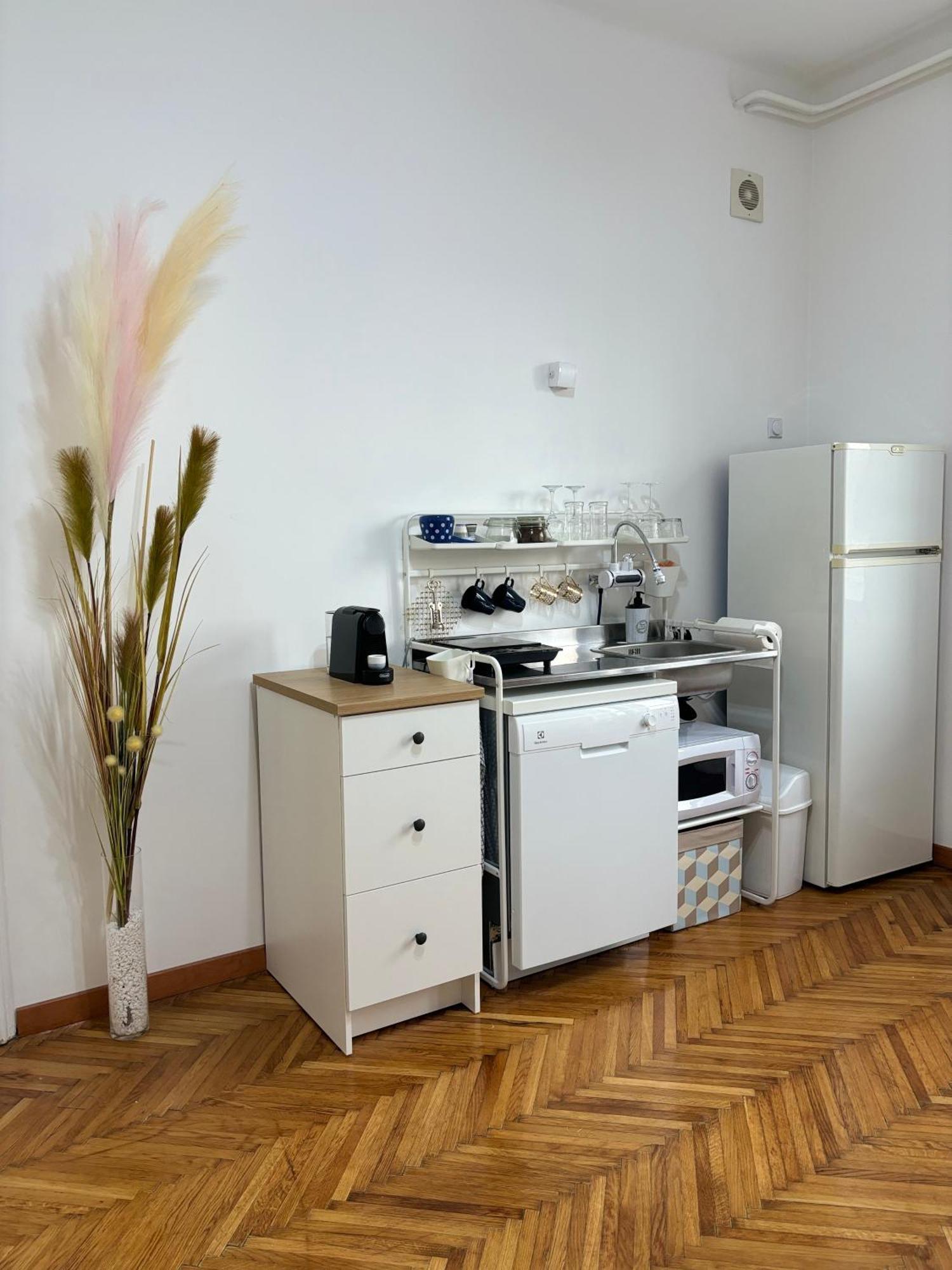 Center Retro Apartment Ni Exteriér fotografie